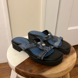 Rangoni Women's Snakeskin Sandals